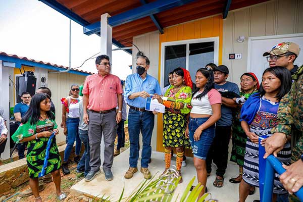 Cortizo entrega 300 casas para más de 1,300 habitantes de la isla Gardí Sugdub
