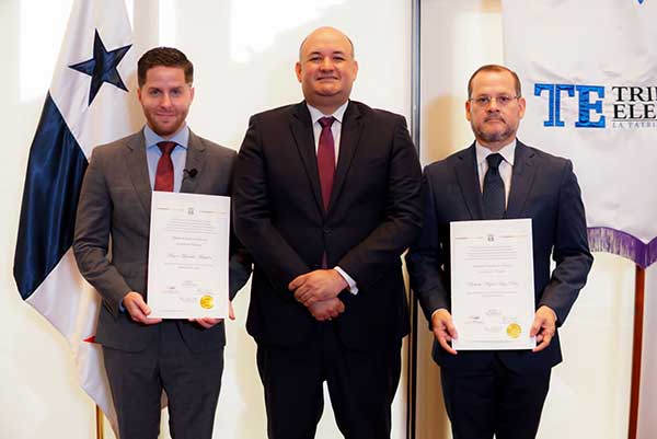 Mayer Mizrachi recibe del TE la credencial como alcalde de la ciudad de Panamá