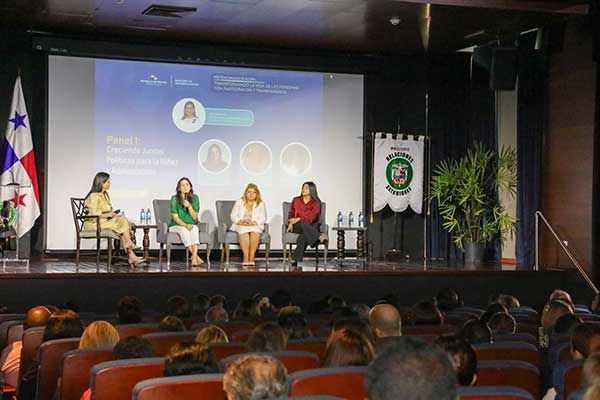 Ponderan principales logros alcanzados en políticas sociales durante el último quinquenio