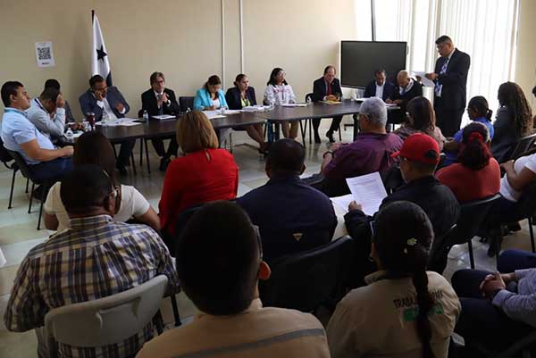Realizan primera reunión interinstitucional con agrupación de asentamientos