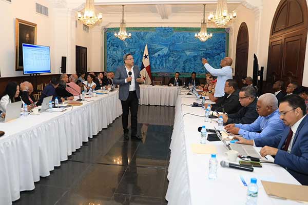 Comienza sustentación de propuestas en Mesas de Prestación de Salud e IVM para salvar la CSS