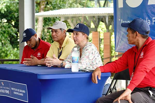 ISA realiza conversatorio con productores agrícolas y pecuarios en Chiriquí Grande