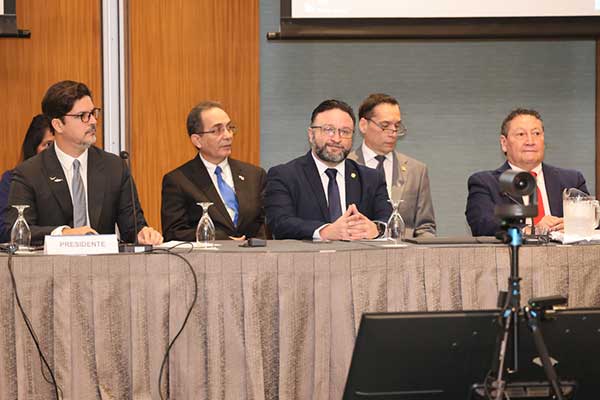 Reunión de CIAT en Panamá debate sobre conservación del atún