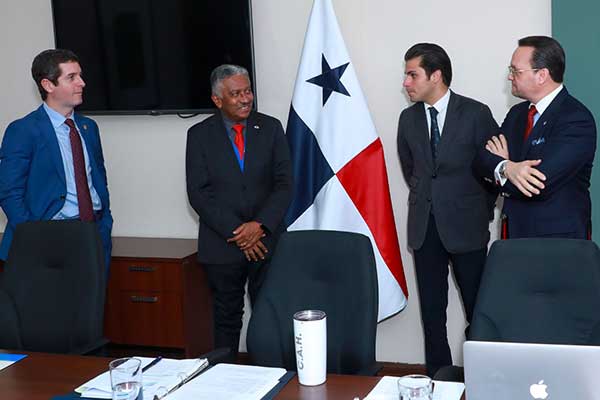 Avanza consolidación de Estrategia Nacional de Microelectrónica y Semiconductores
