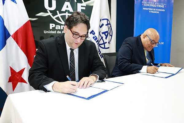 UAF y DGI firman acuerdo para prevenir evasión fiscal