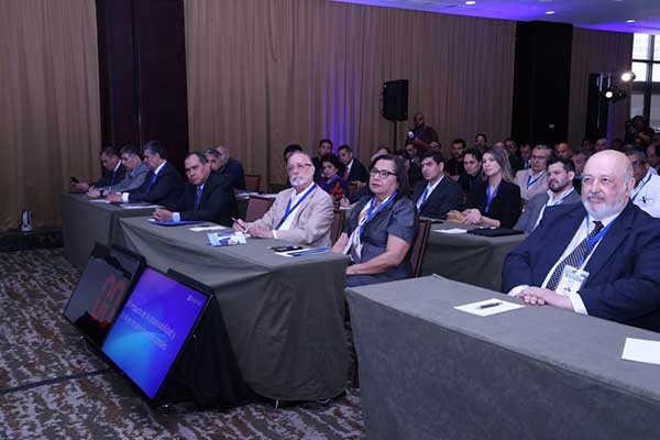 Expertos evalúan nuevas tecnologías en materia electoral en congreso