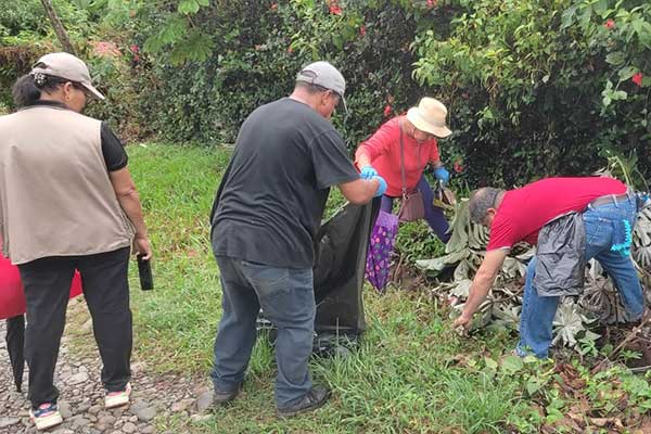 Realizan operativos de limpieza, nebulización y orientación en Nuevo San José, en Las Lomas de David