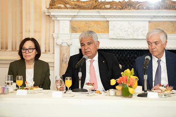 Mulino anuncia fuertes medidas contra listas discriminatorias en Consejo de las Américas