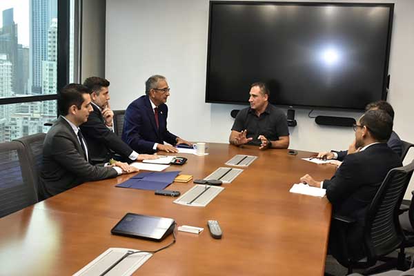Jované se reúne con especialistas del BID para buscar apoyo técnico y financiación