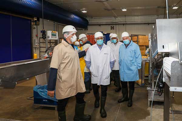 Ministro Moltó visita Planta de Exportación del Grupo Melo