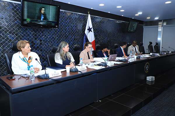 Avalan en primer debate varios acuerdos, incluyendo el del MERCOSUR