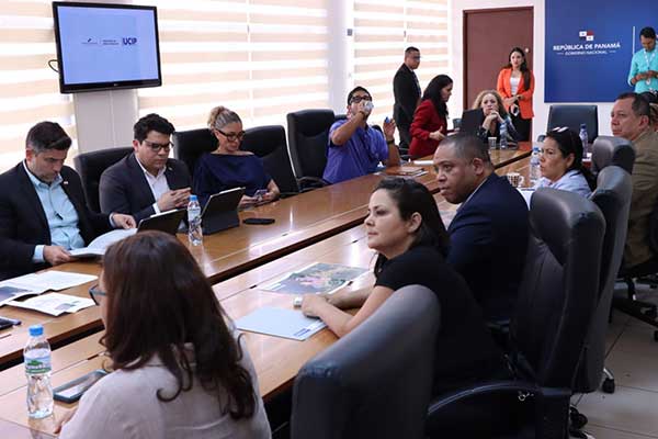 Avanza mesa de trabajo interinstitucional para planificar y rescatar Colón