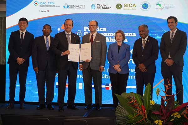 Firman carta de intención para fortalecer colaboración científica y sistemas de ciencia de la región