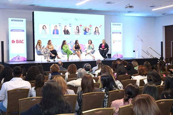 Foro y programa regional de FECAMCO fortalecen internacionalización de empresarias