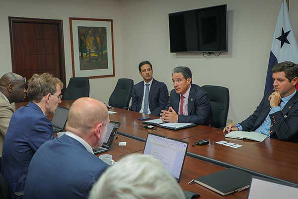 Autoridades del MICI se reúnen con delegación del FMI