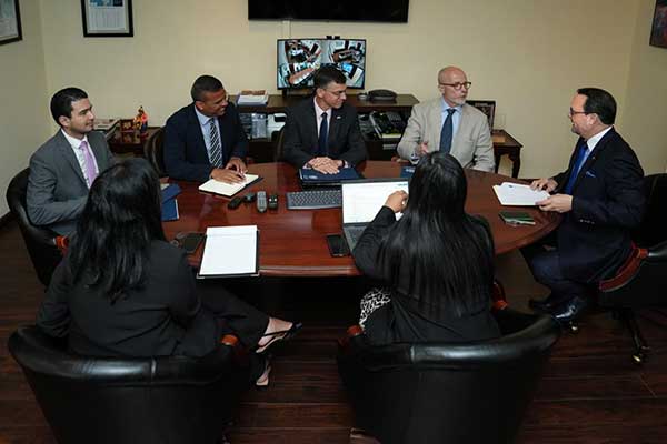Panamá explora nuevas oportunidades de comercio e inversión con el Reino Unido