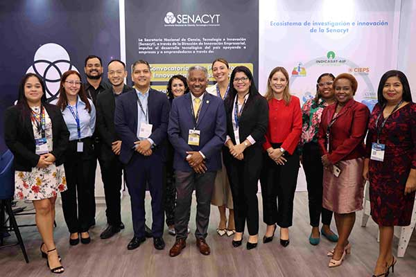 Senacyt destaca rol de la ciencia e innovación en ferias organizadas por la CCIAP