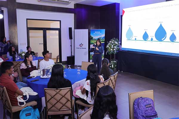 ACP dialoga con periodistas de Coclé y Veraguas sobre Agua del Futuro y desarrollo de la cuenca de río Indio 