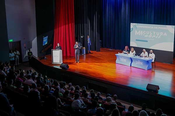 Colón se alza como portavoz del corazón artístico y patrimonial del país