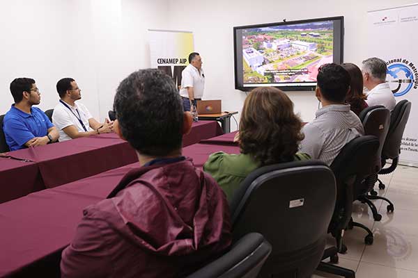 CENAMEP AIP recibe a estudiantes y profesionales en jornada de puertas abiertas