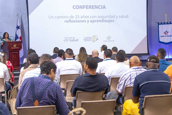 Canal de Panamá refuerza su compromiso con seguridad y salud en el trabajo
