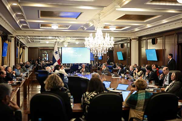 Aprueban contrato para rehabilitar y modernizar el Centro de Estudio y Tratamiento de Adicciones