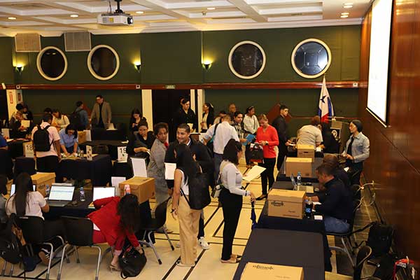 Cámara de Comercio realiza feria de empleo 2025