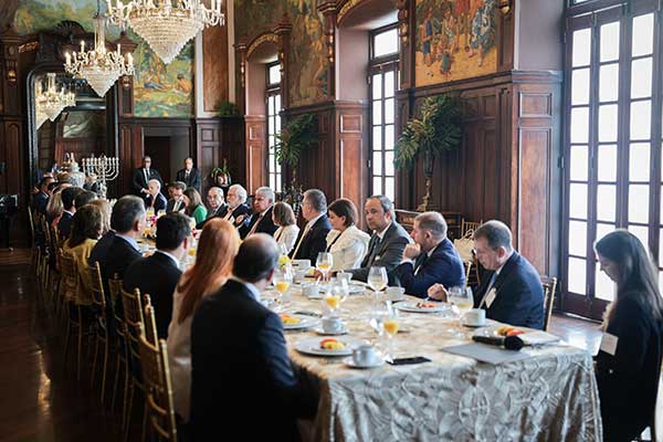 Consejo de las Américas resalta confianza en el sector comercial y financiero de Panamá