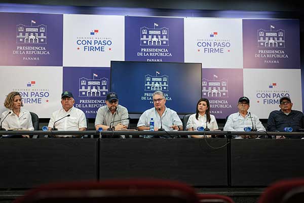 Gobierno deplora desafío y amenazas de huelguista de tomarse las instituciones públicas
