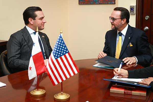 Ministro Moltó y embajador de Estados Unidos sostienen primer encuentro para fortalecer cooperación bilateral
