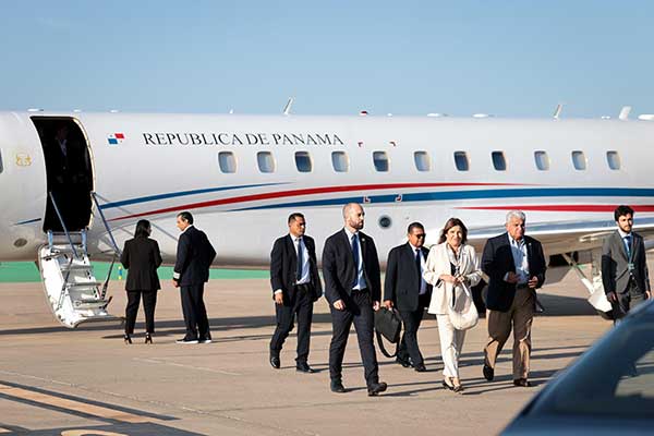 Mulino llega a Sevilla, España, para cumplir una importante agenda oficial
