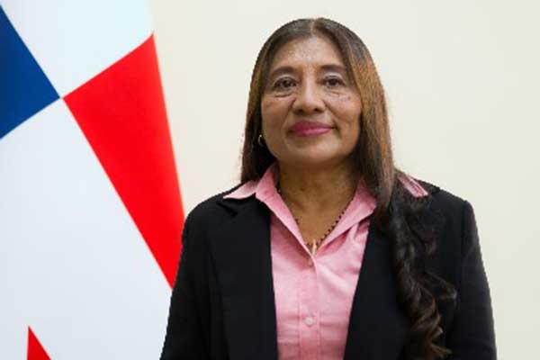 Presidente Mulino designa a nueva viceministra de Asuntos Indígenas