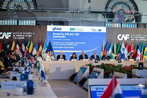 Mulino coloca a Panamá como pieza clave en la relación entre CELAC y la Unión Europea