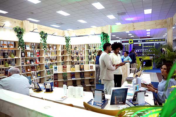MiCultura lleva más de 50 actividades gratuitas a la Feria Internacional del Libro 2025