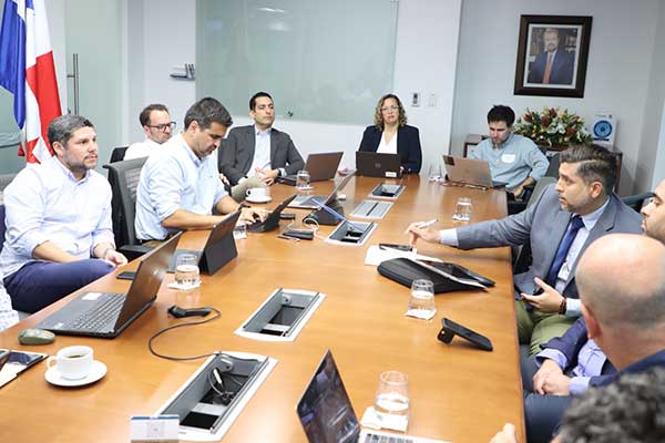 Miviot, Alcaldía y BID buscan alianzas estratégicas para proyectos de regeneración urbana