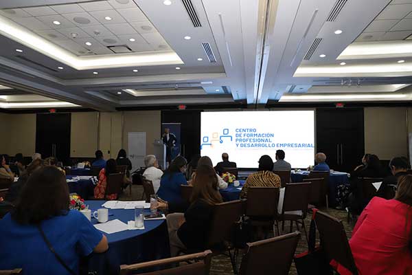 CCIAP apuesta por el emprendimiento en Panamá para salir de la informalidad al crecimiento sostenible