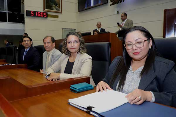 Ejecutivo presenta a la Asamblea Nacional proyecto que regula la Carrera Administrativa