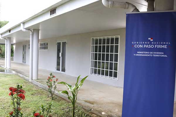 Entregan edificios institucionales del proyecto Ciudad de Esperanza