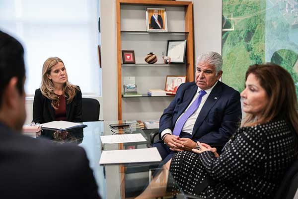 Foro Económico Mundial reconoce liderazgo del presidente Mulino y la seguridad económica de Panamá
