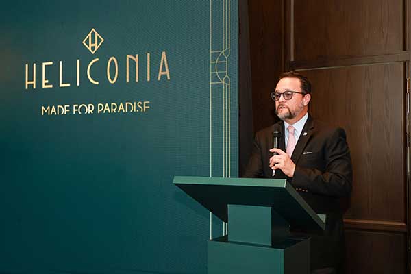 Moltó destaca potencial de emprendimientos panameños durante lanzamiento de primera línea de skincare