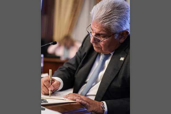 Mulino sanciona modificaciones a ley de interés preferencial en beneficio de familias panameñas