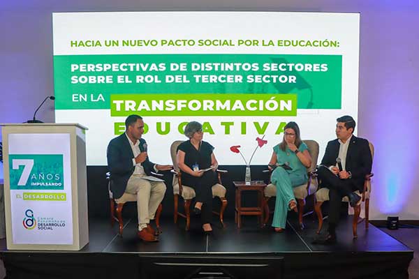 CAPADESO celebra aniversario certificando a 20 organizaciones sociales y lanzando diplomado “Gestión Avanzada e Innovación Social”