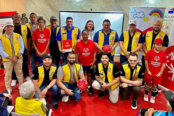 Olimpiadas Especiales Panamá y Club Activo 20-30 de Panamá firman alianza para impulsar deporte inclusivo