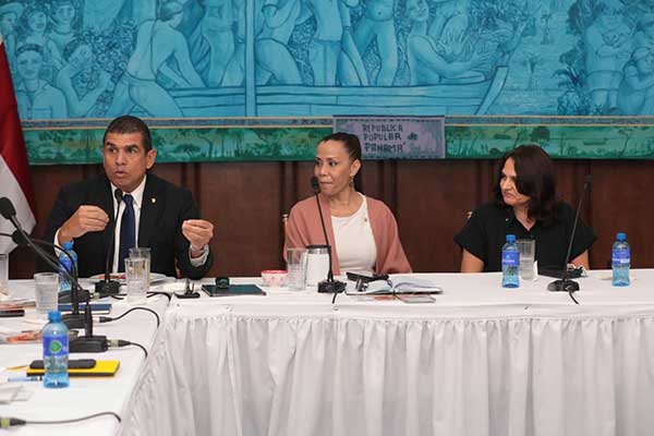 Viceministros de Estado conocen proyecto de Río Indio que impulsa la ACP