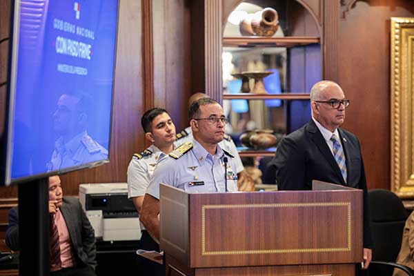 Autorizan al MOP suscribir contratos para reparar daños en Boquete y ajustan compra de aeronaves de combate al crimen organizado