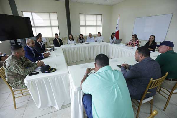 Comisión interinstitucional viajará a Taboga para abordar el alza del pasaje con moradores