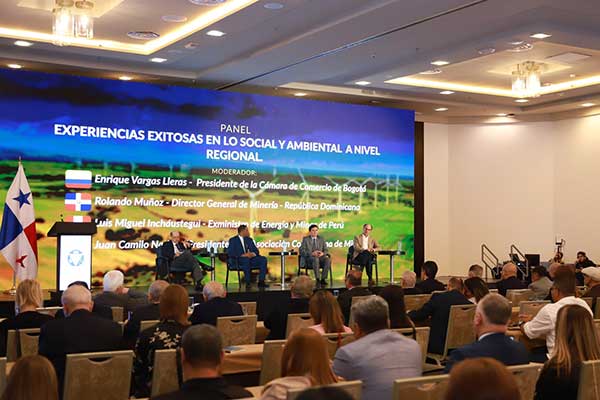Expertos analizan retos y soluciones del impacto minero como motor del desarrollo sostenible de Panamá