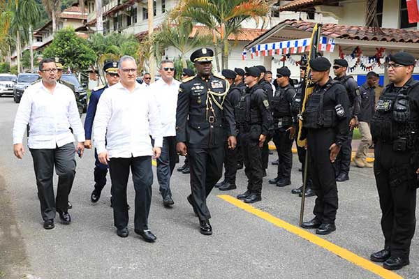 Gobierno Nacional honra la memoria de los caídos del SPI