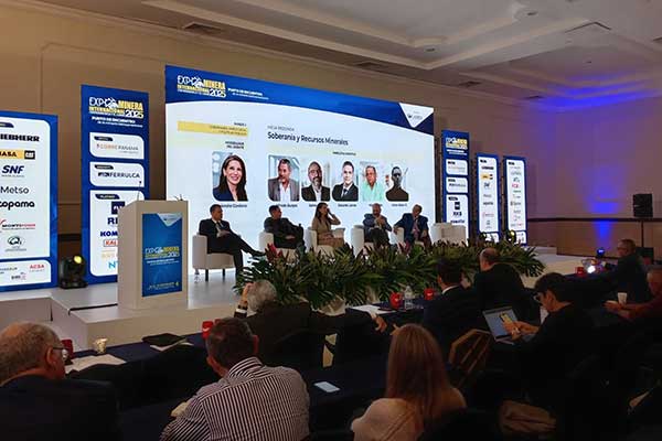 Inauguran Expo Minera Internacional 2025 con agenda académica de alto nivel y más de 2 mil asistentes