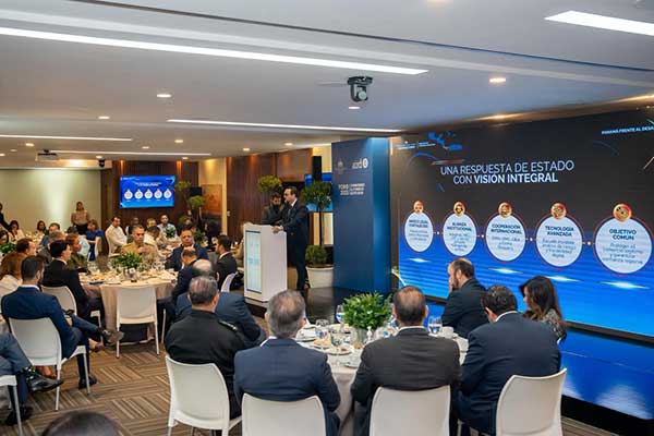 Panamá y República Dominicana refuerzan alianza contra el comercio ilícito